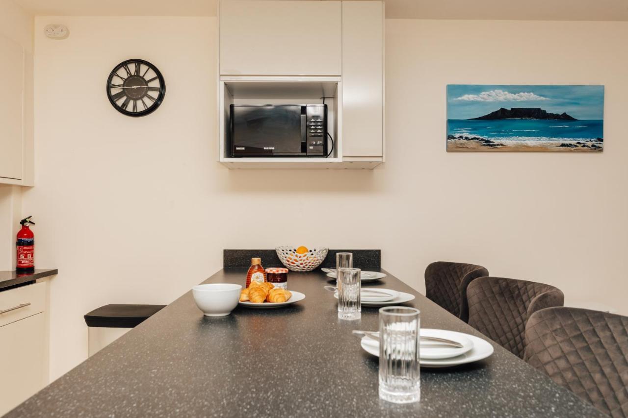 Henley Town Centre With Parking Apartment Exterior foto