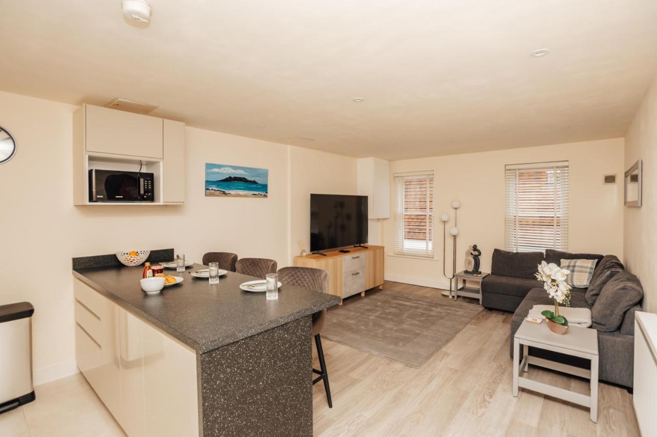 Henley Town Centre With Parking Apartment Exterior foto